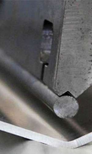 Corte e dobra de chapa xadrez Corte e dobra de chapa xadrez