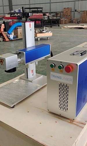 máquina de corte a laser de chapas metálicas